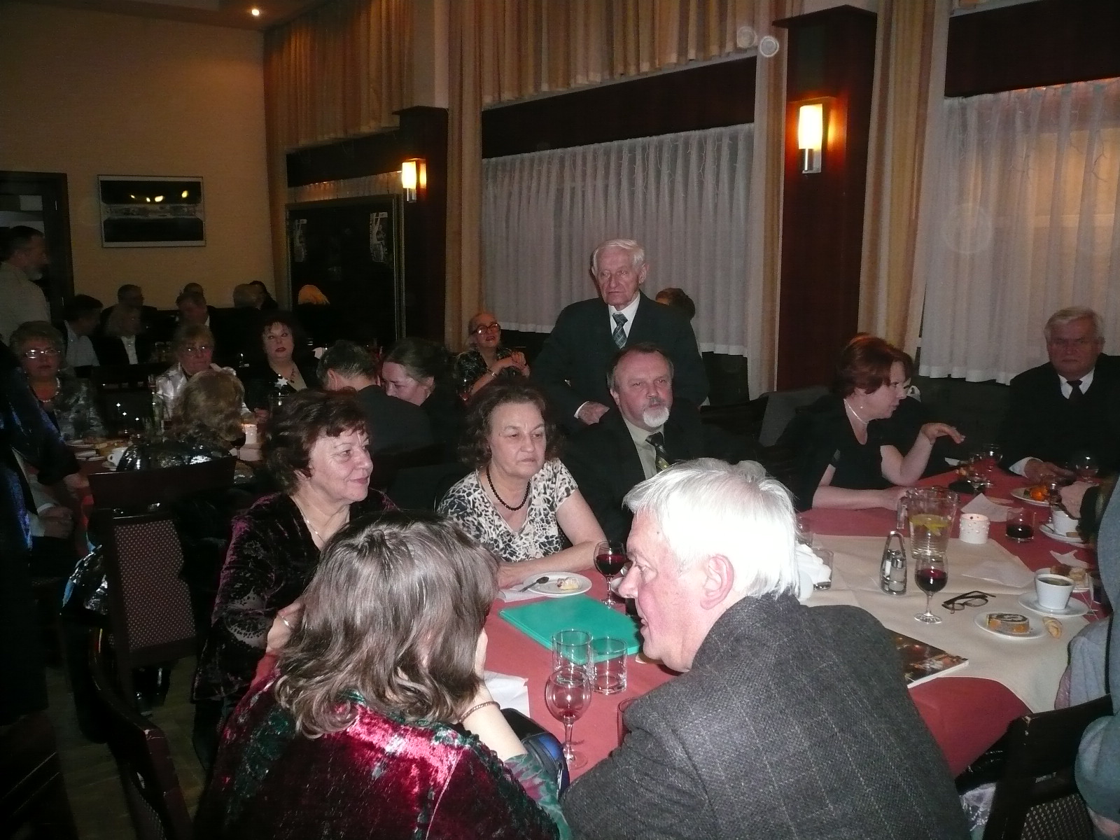 Mieciu - Senior SWiPS po�r�d Dino