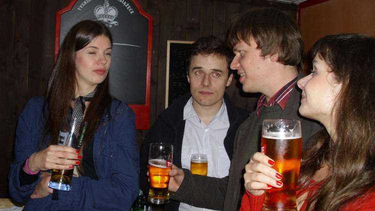 Majwka i modzie sowiaska.