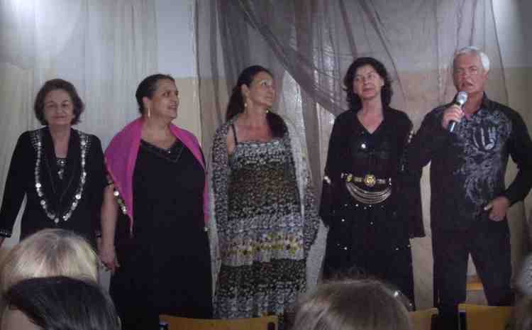 Wyst�p "Pras�owianek" w Gimnazjum przy ul. Z�oty R�g w Krakowie - 19.06.2013.