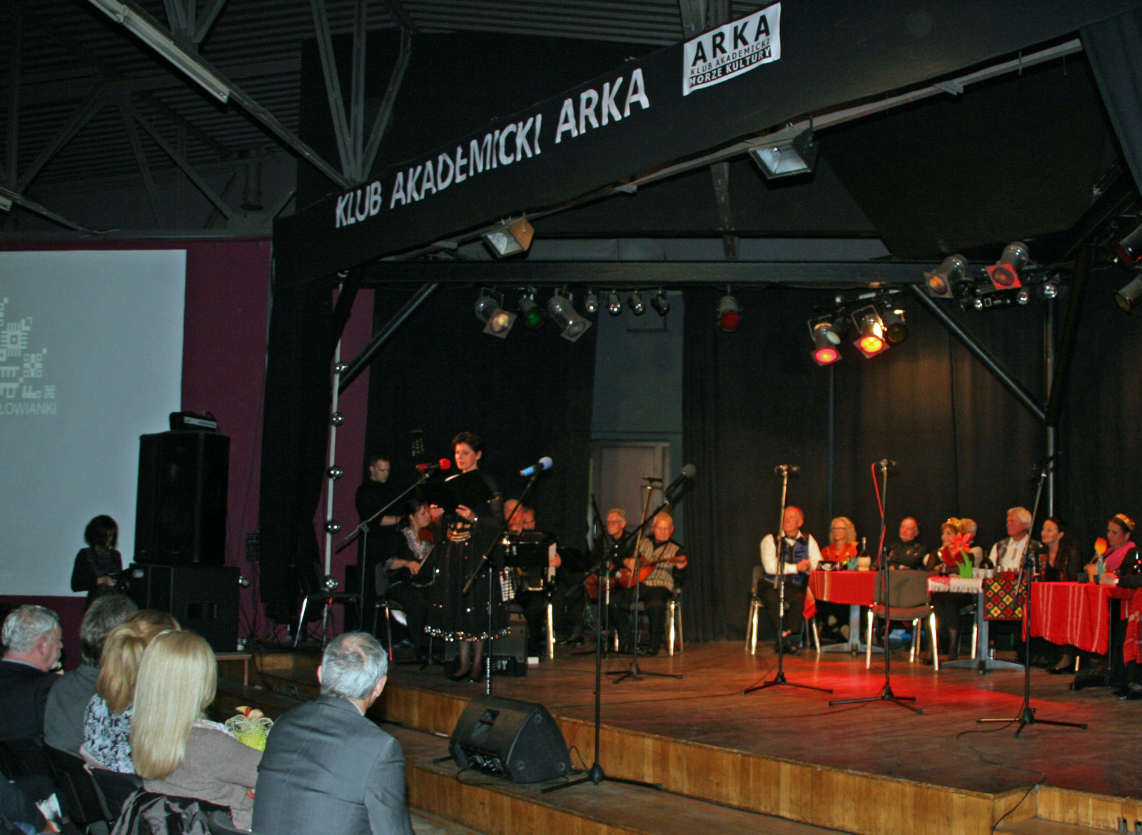 Koncert jubileuszowy "Pras�owianek" w Arce