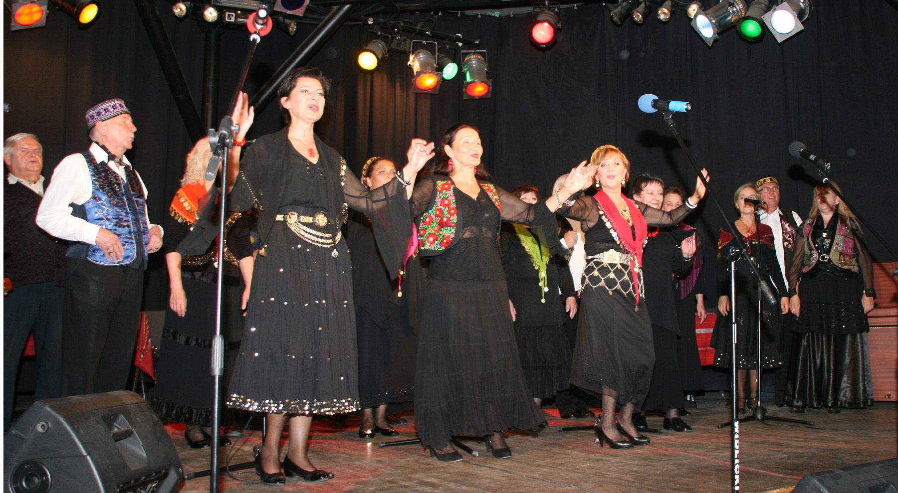 Koncert jubileuszowy "Prasłowianek" w Arce: solistki Ajdejano Koncert jubileuszowy "Prasłowianek" w Arce: solistki Ajdejano