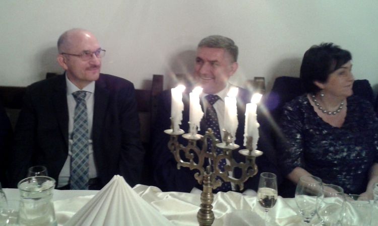 Konsul Chorwacji z on i Dziekan AGH - Fan "Prasowianek"