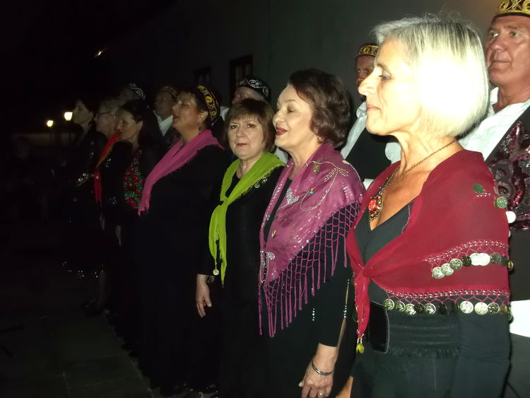 Dworek Bia�opr�dnicki - wyst�p "Pras�owianek" Dla Witkowic - 09-09;16.