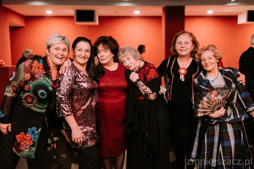 Bal SWiPS �ACZEK 15.020.2020